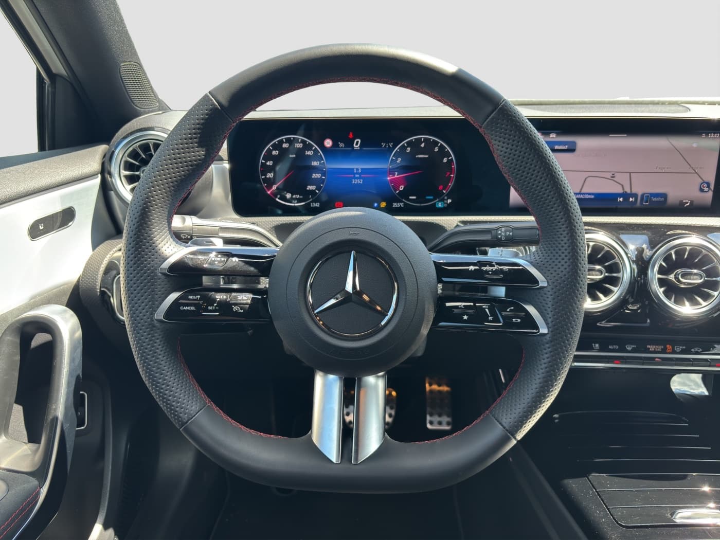 Mercedes-Benz A 200 Lim Bild 10