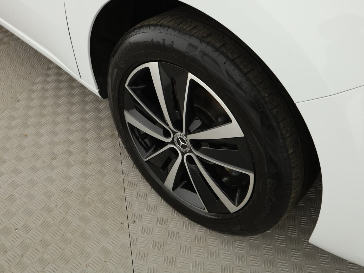 Mercedes-Benz T 180 d PROGRESSIVE Standard Bild 21