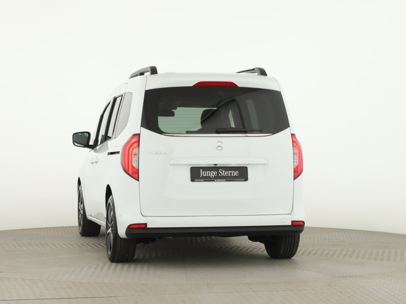 Mercedes-Benz T 180 d PROGRESSIVE Standard Bild 4