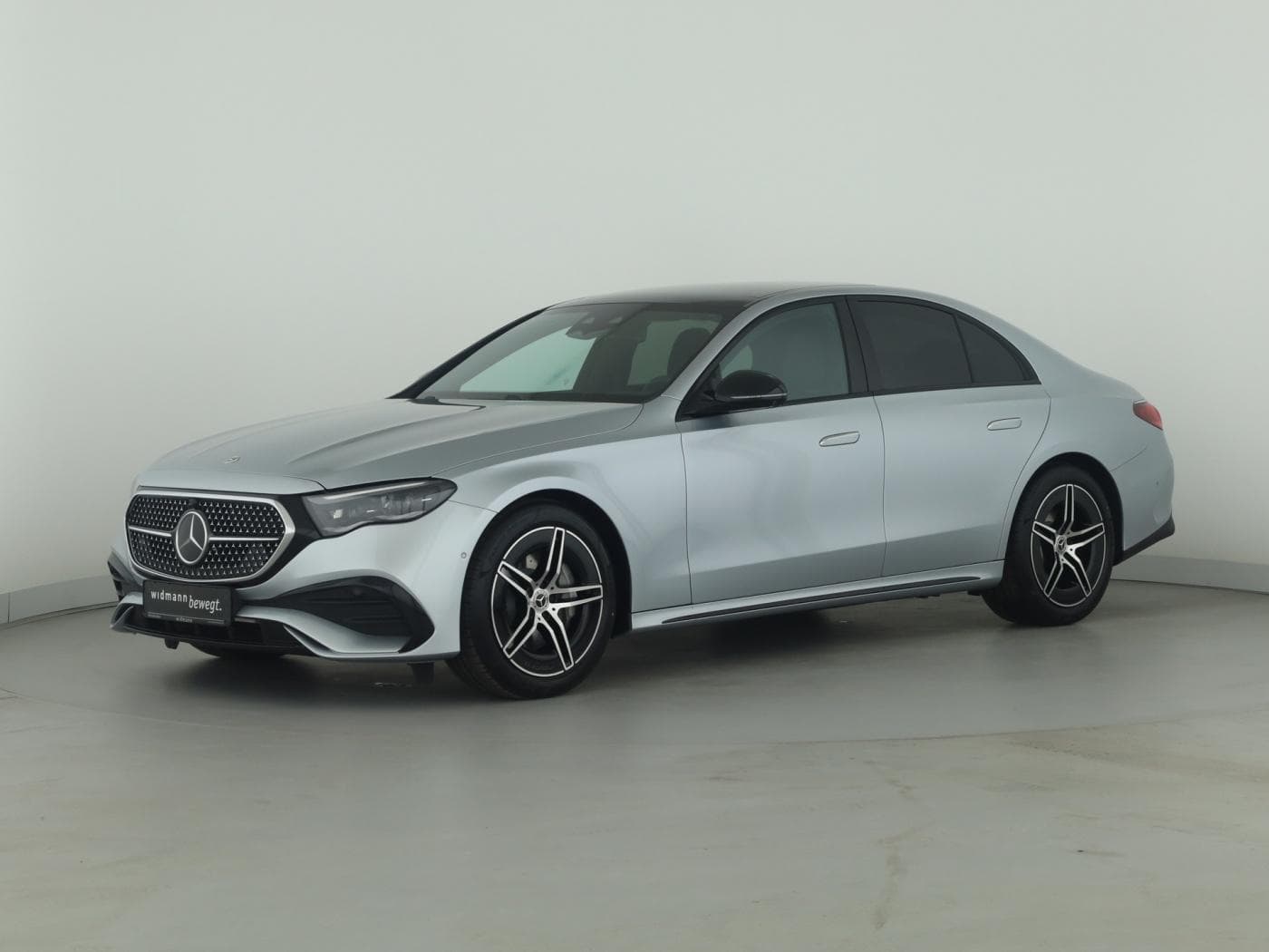 Mercedes-Benz E 220 d Limousine Bild 5