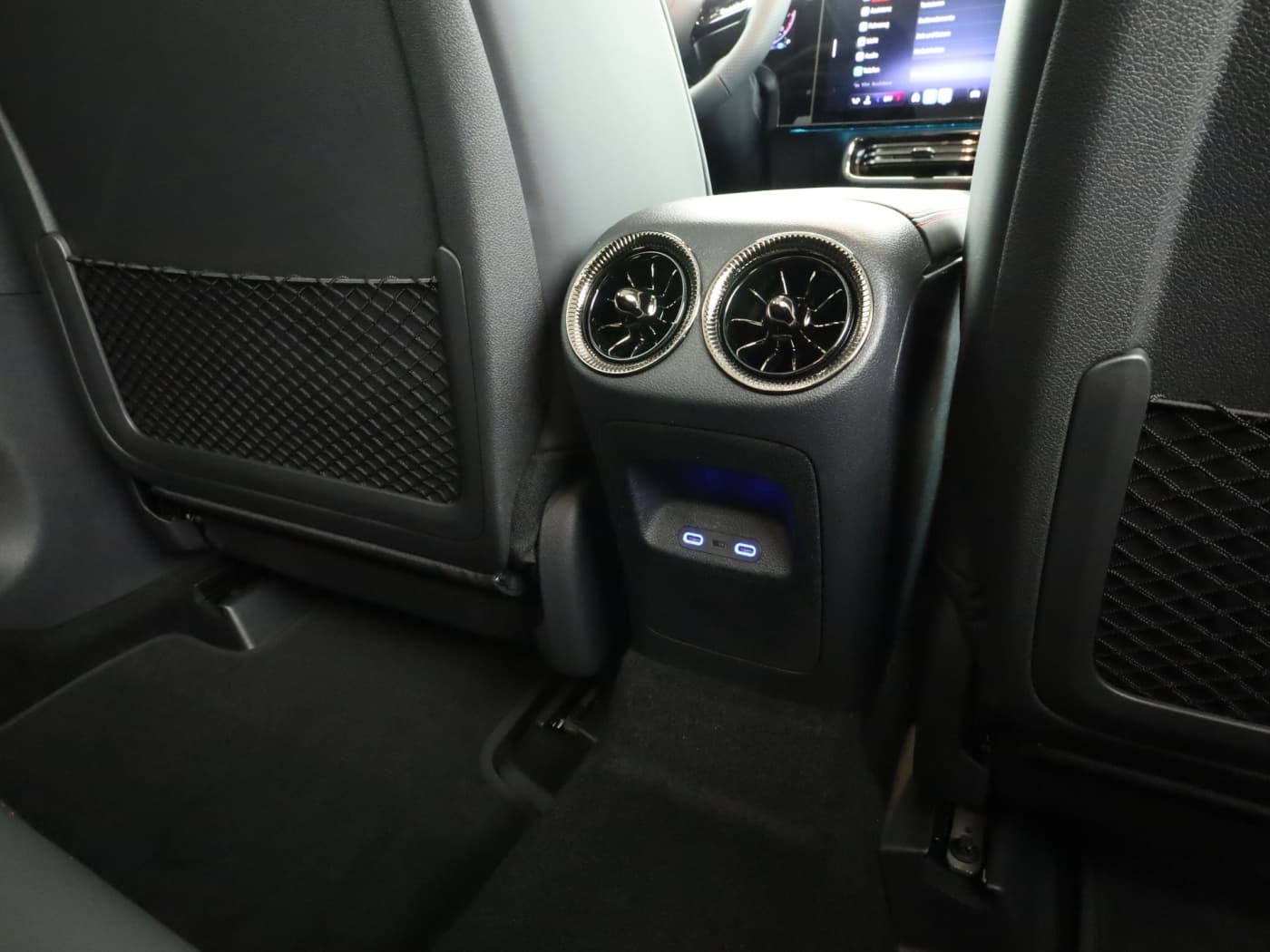 Mercedes-Benz CLA 220 4MATIC Bild 25