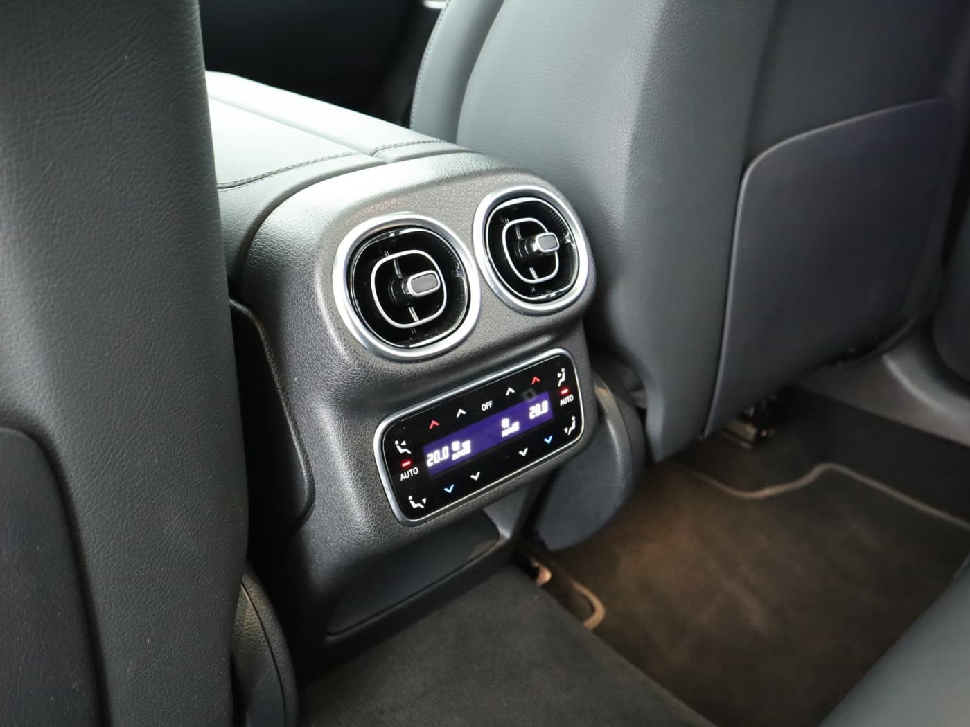 Mercedes-Benz GLC 300 d 4M Bild 24