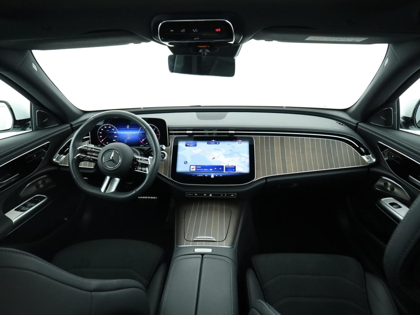 Mercedes-Benz E 220 d 4M T Bild 19