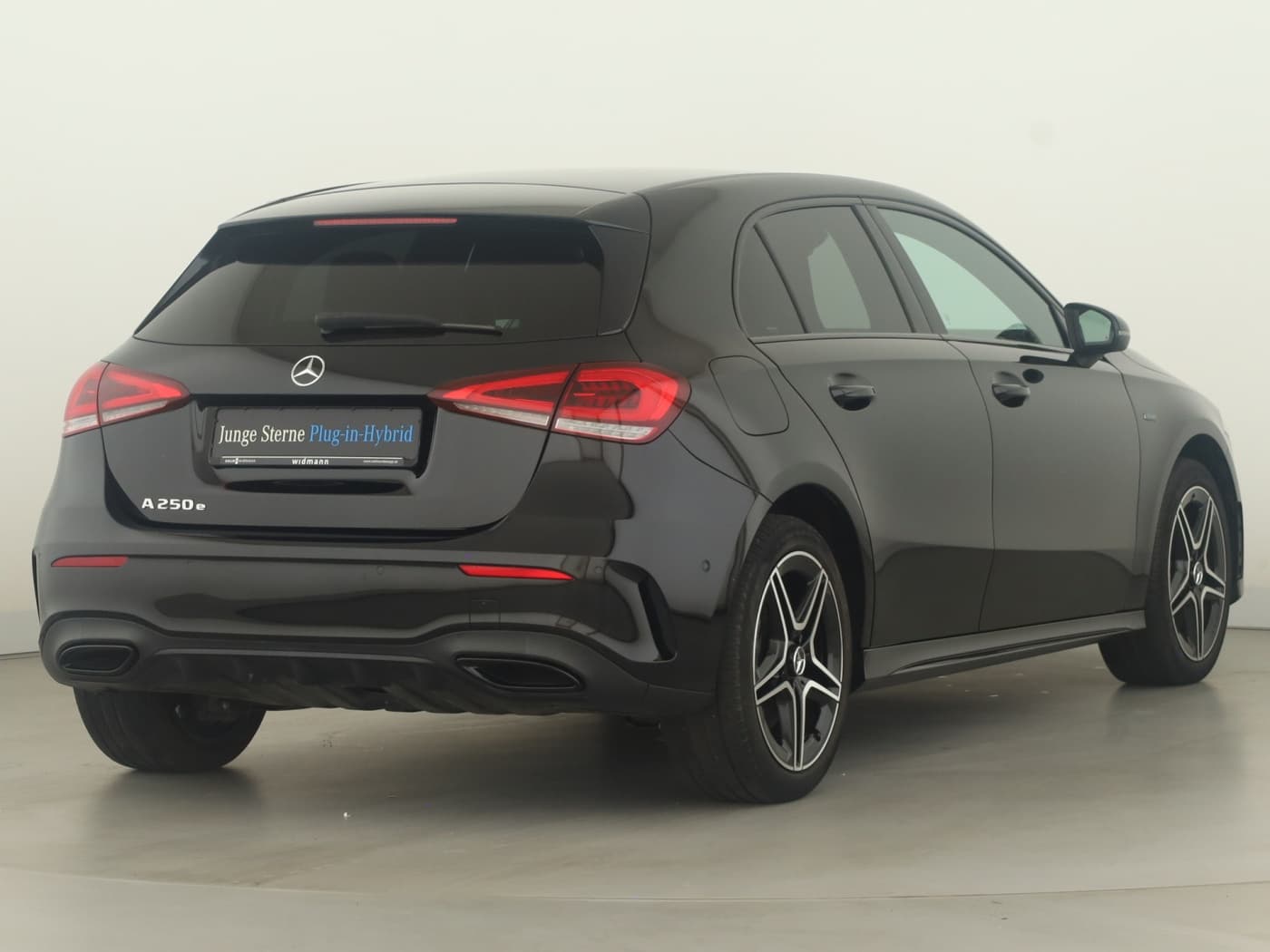Mercedes-Benz A 250 e Bild 2