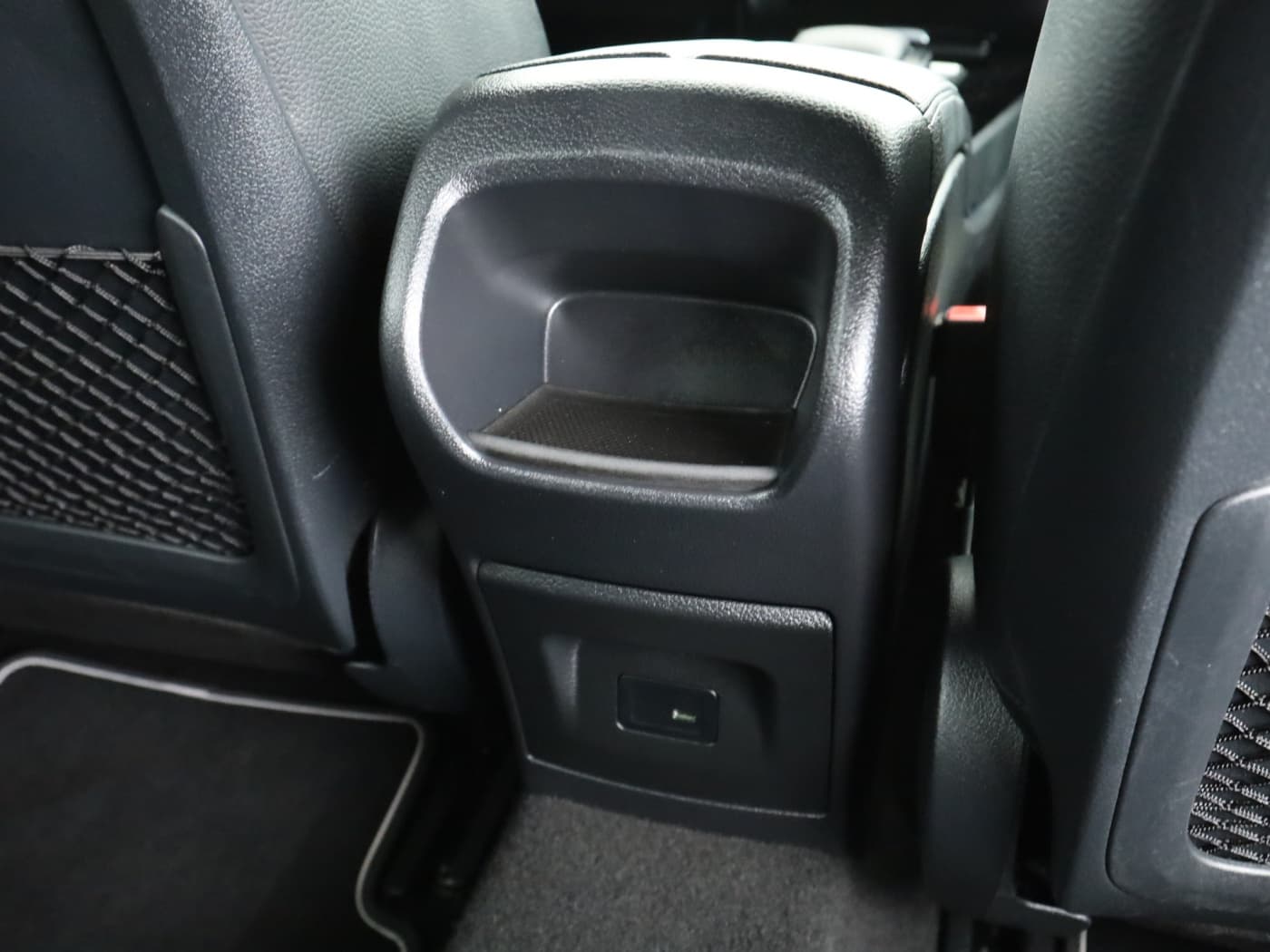 Mercedes-Benz A 250 e Bild 23