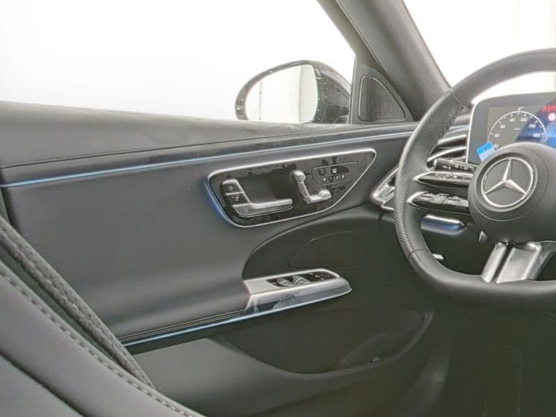 Mercedes-Benz E 220 d T Bild 9