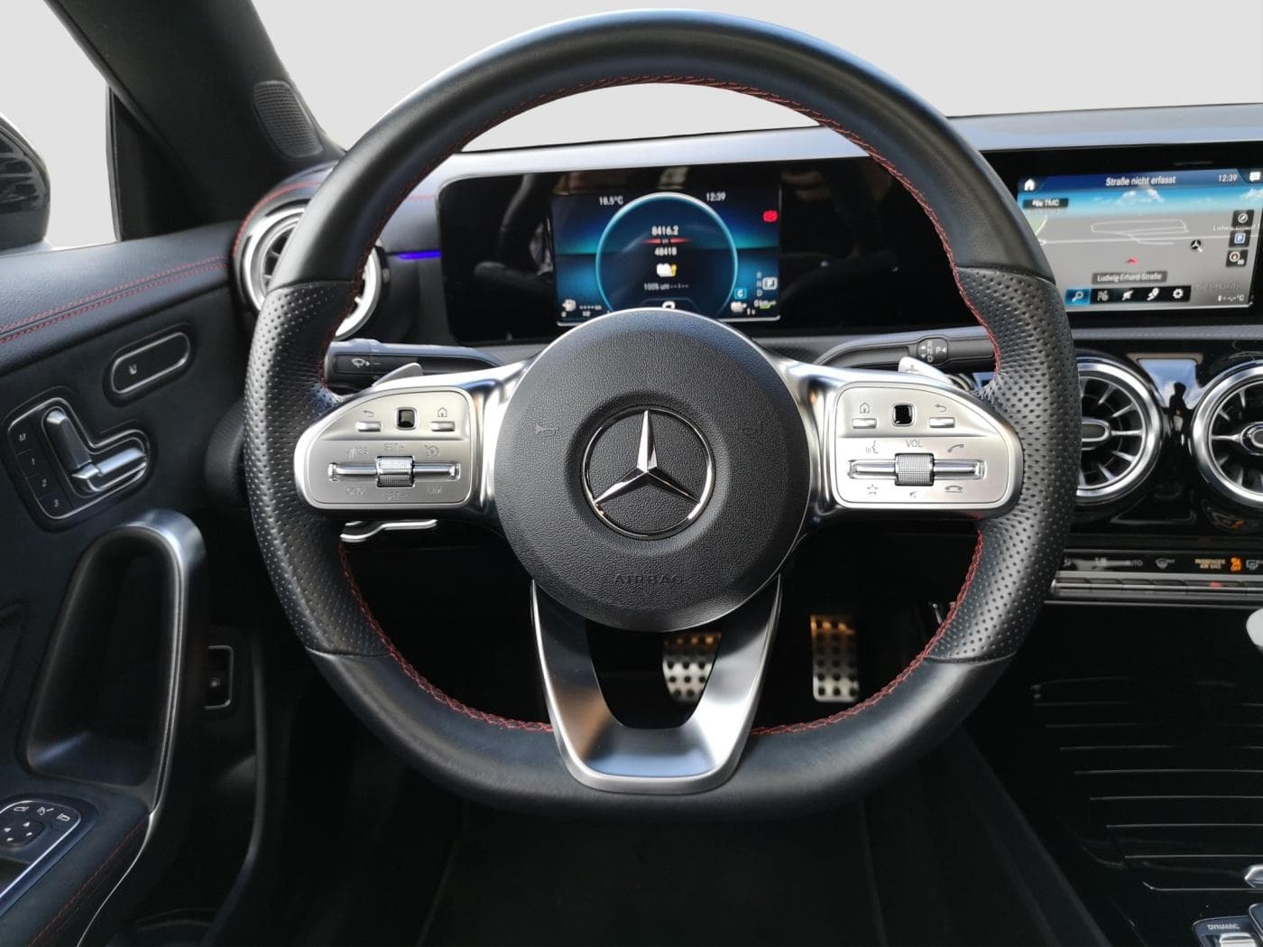 Mercedes-Benz CLA 250 e Bild 10