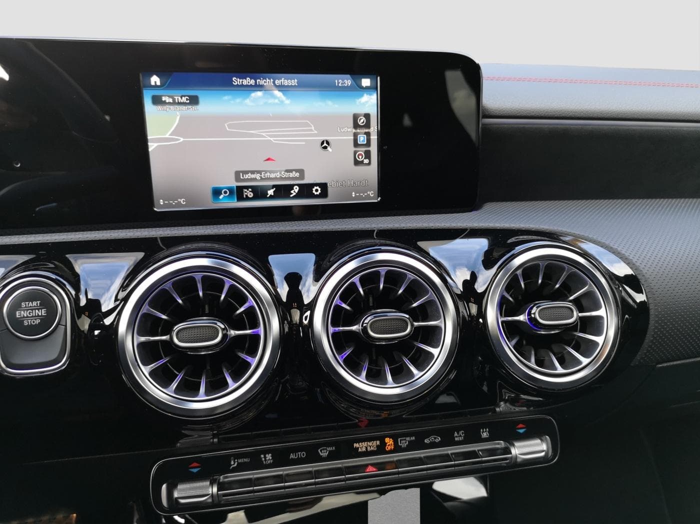 Mercedes-Benz CLA 250 e Bild 12