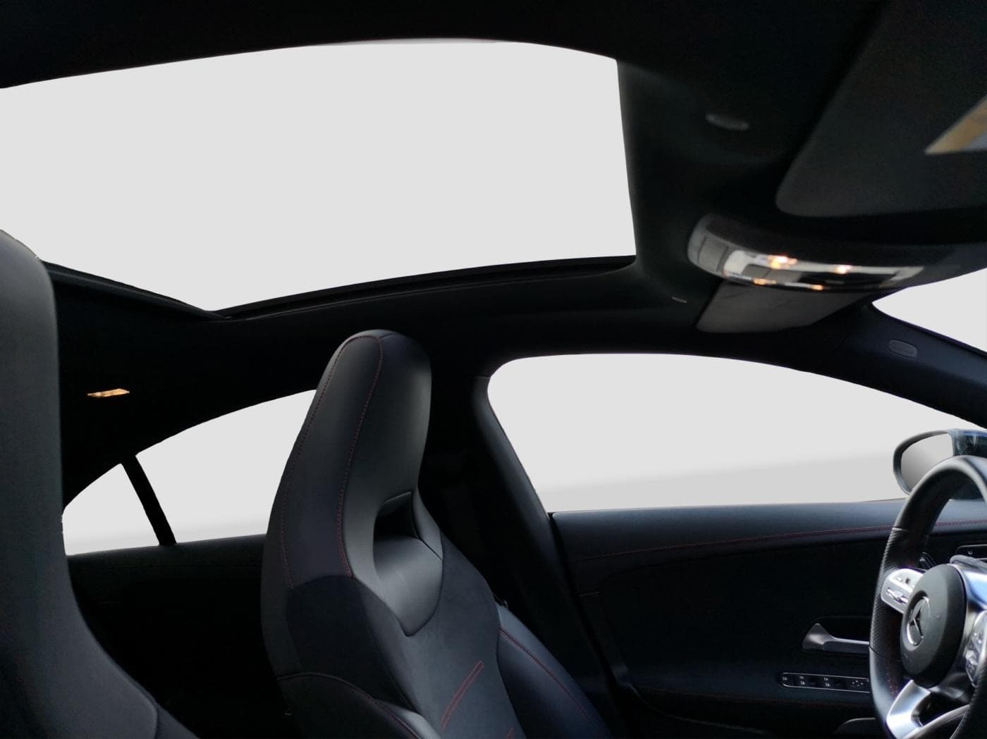 Mercedes-Benz CLA 250 e Bild 15