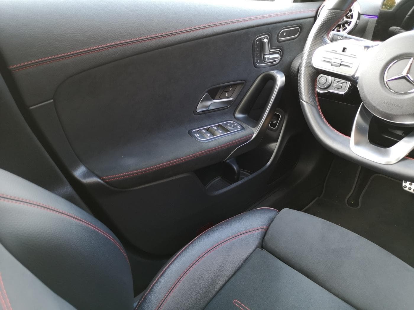 Mercedes-Benz CLA 250 e Bild 18