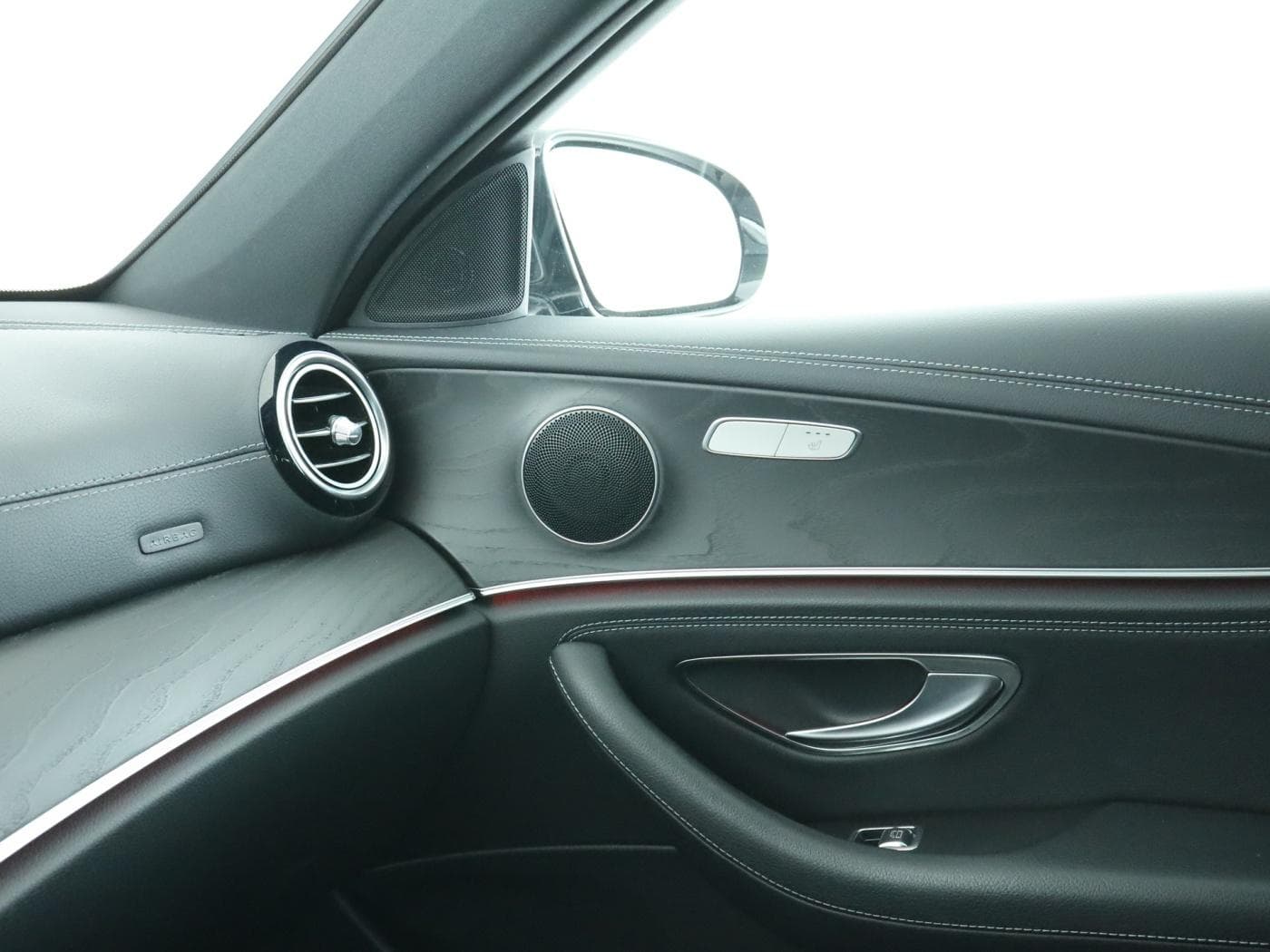 Mercedes-Benz E 450 4M T Bild 16