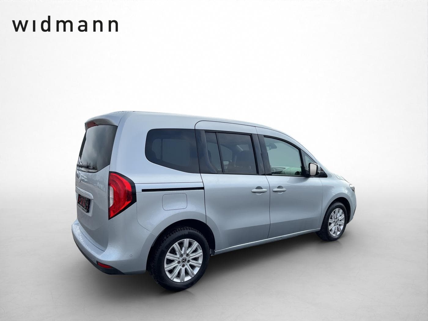 Mercedes-Benz T 180 d Bild 2