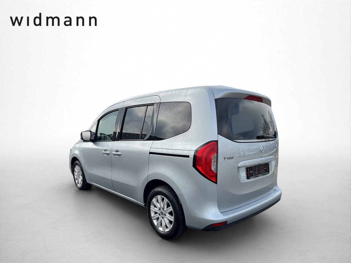 Mercedes-Benz T 180 d Bild 8