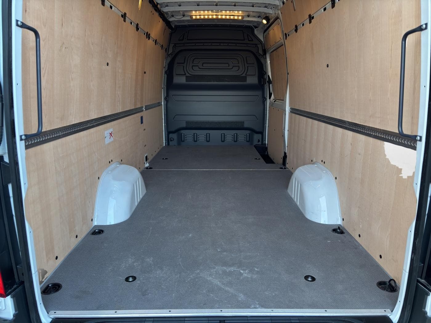 Mercedes-Benz Sprinter 317 CDI Kasten Bild 17