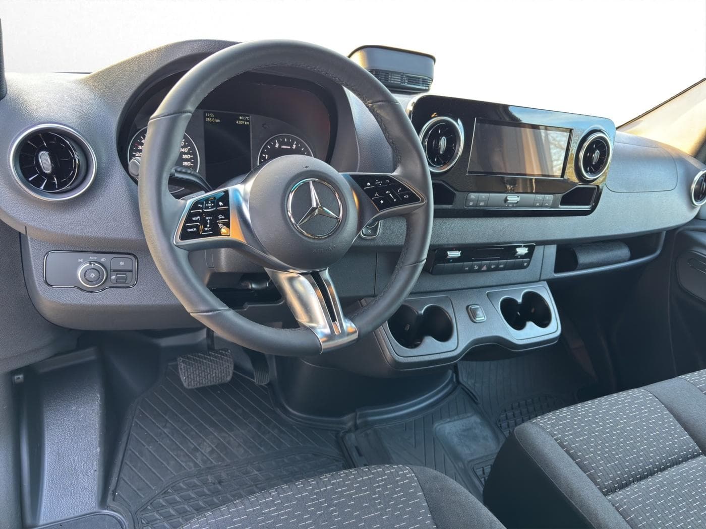 Mercedes-Benz Sprinter 317 CDI Kasten Bild 9