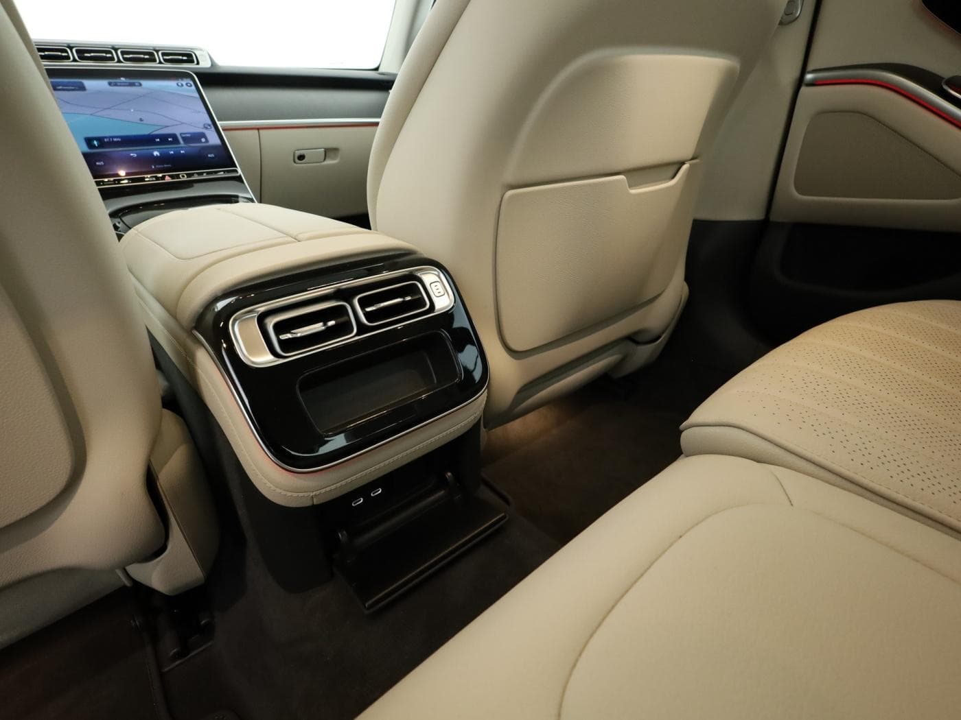 Mercedes-Benz S 450 4M Bild 25