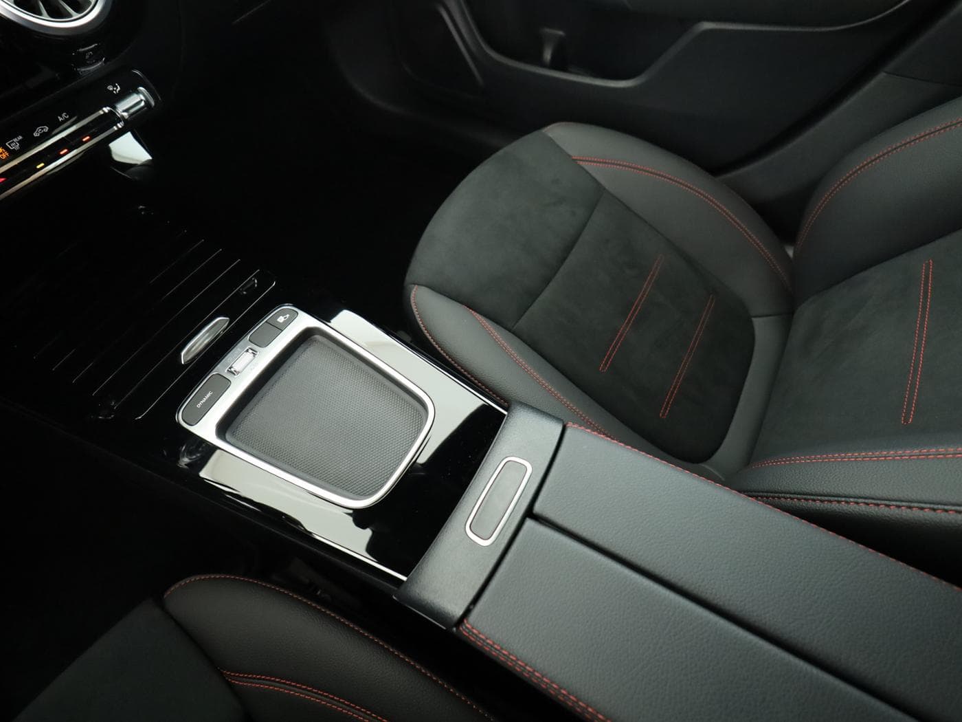 Mercedes-Benz CLA 200 Bild 15