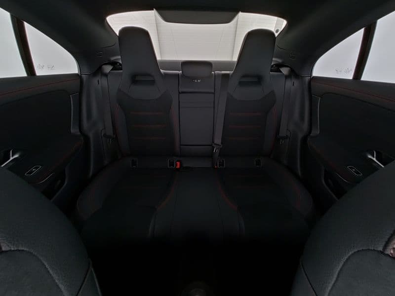 Mercedes-Benz CLA 200 Coup Bild 8