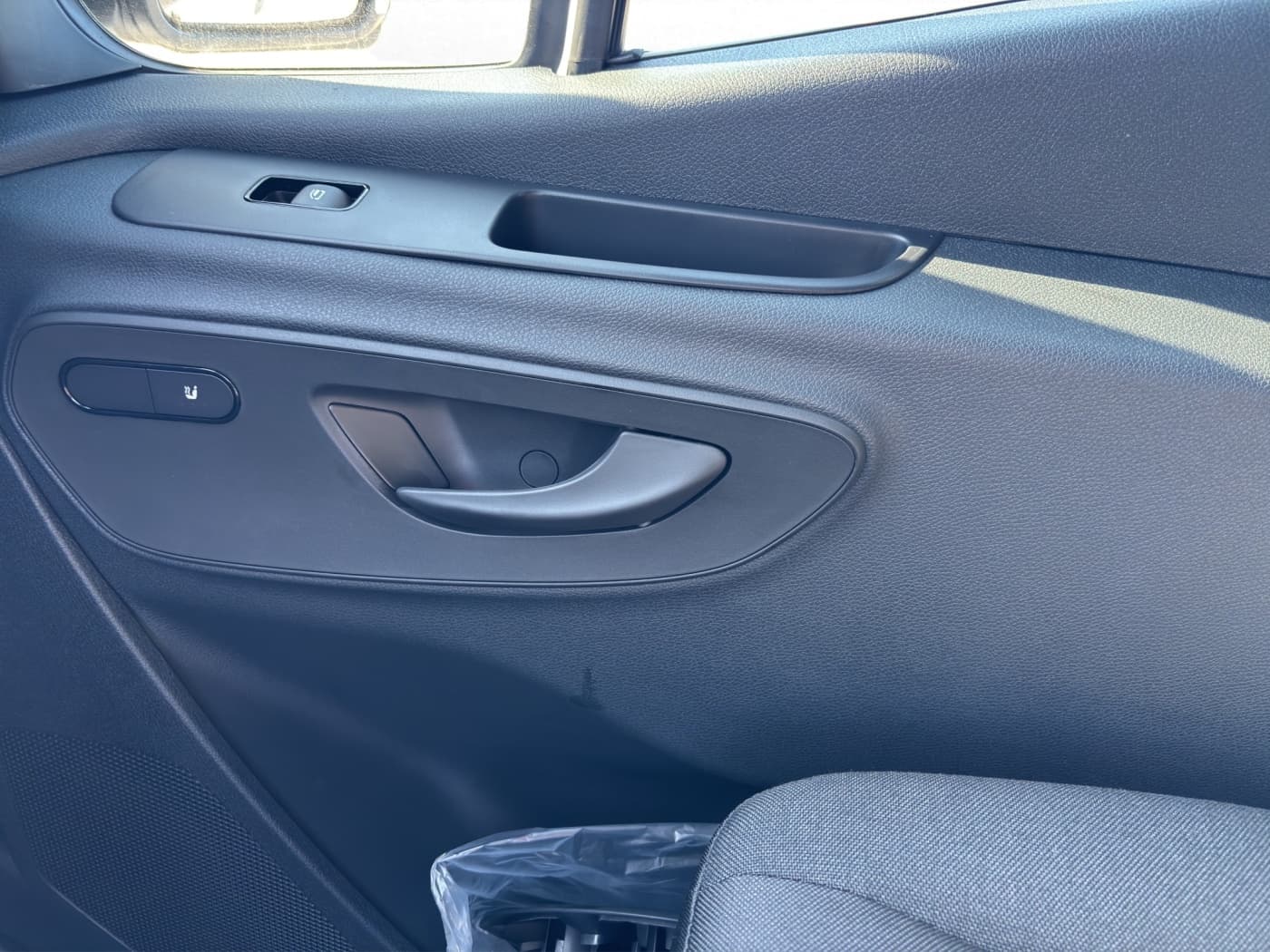 Mercedes-Benz Sprinter 319 CDI Kasten PRO Hochdach Extralang Bild 14