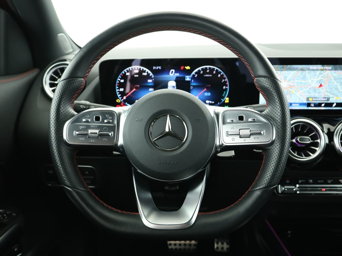 Mercedes-Benz GLA 250 e Bild 11