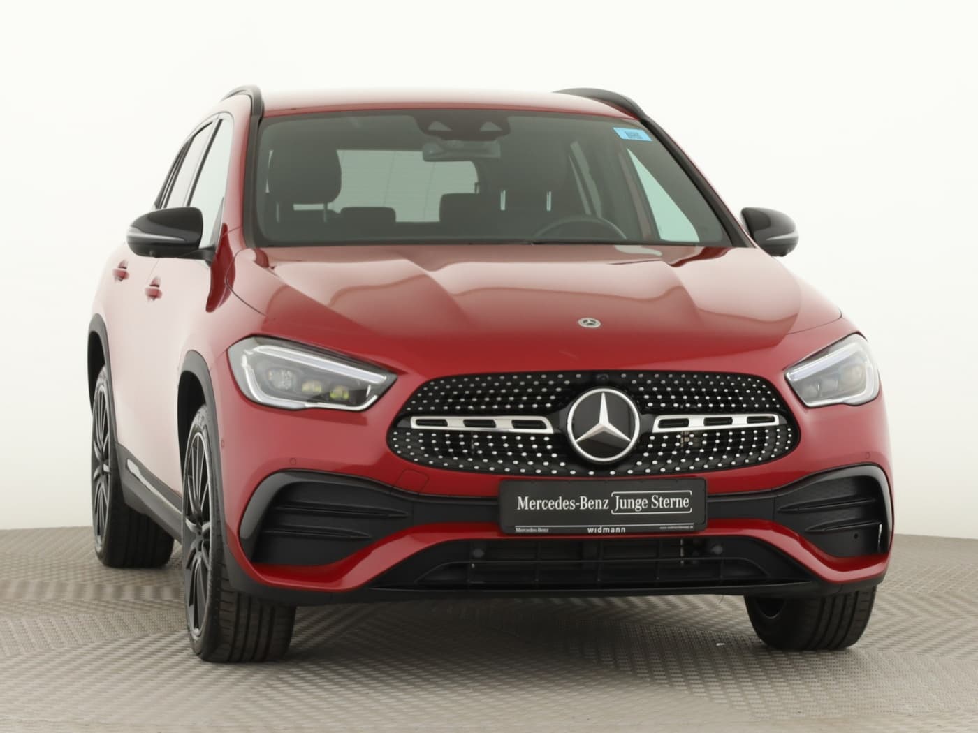 Mercedes-Benz GLA 250 e Bild 3