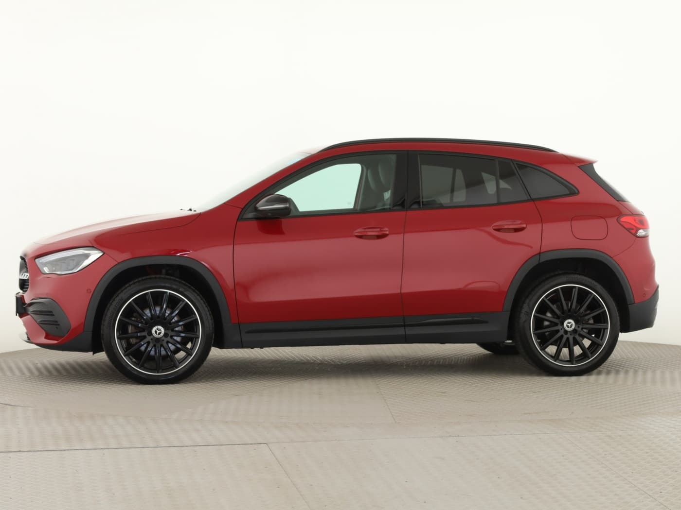 Mercedes-Benz GLA 250 e Bild 7