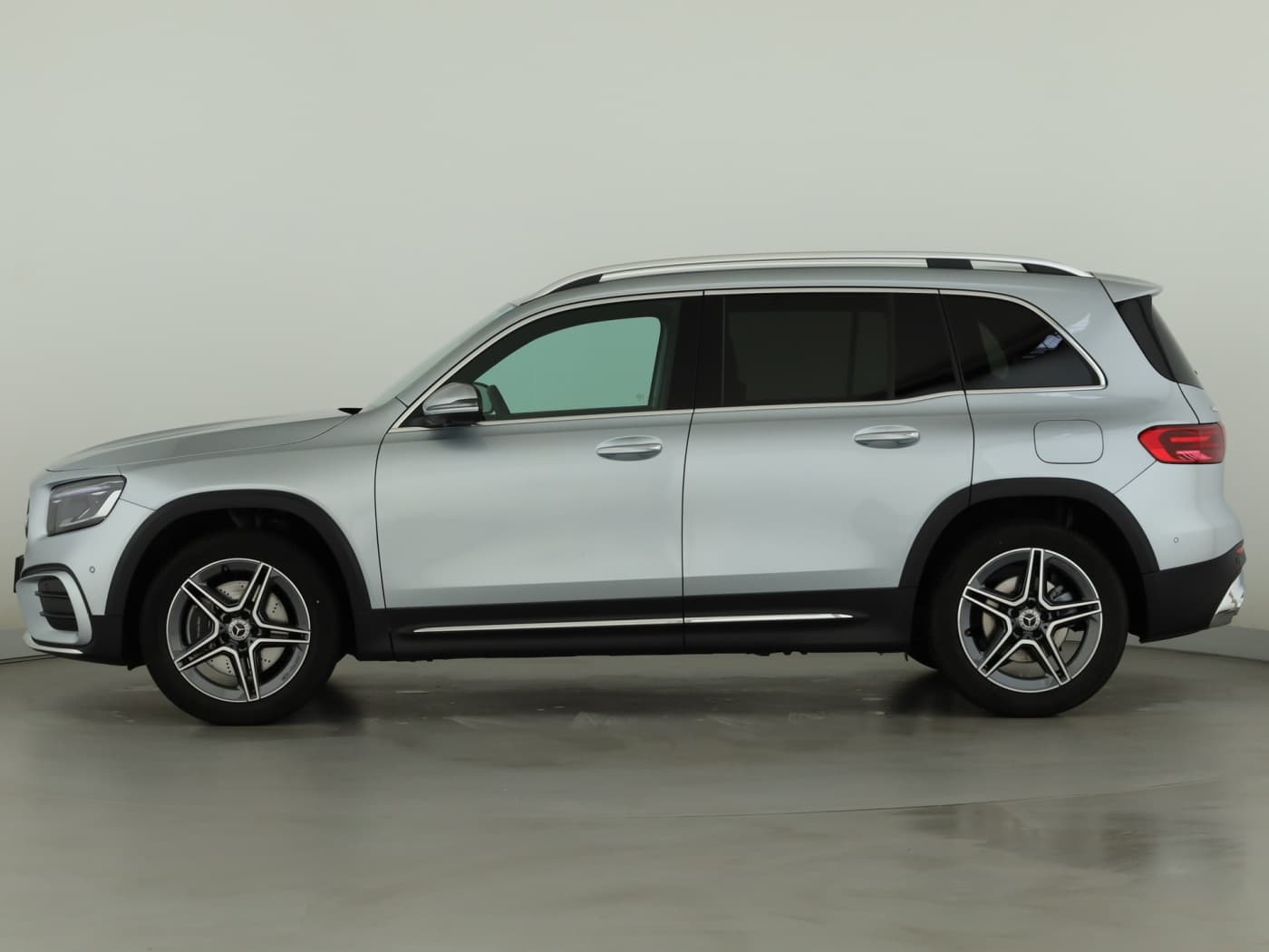 Mercedes-Benz GLB 220 d 4M Bild 7