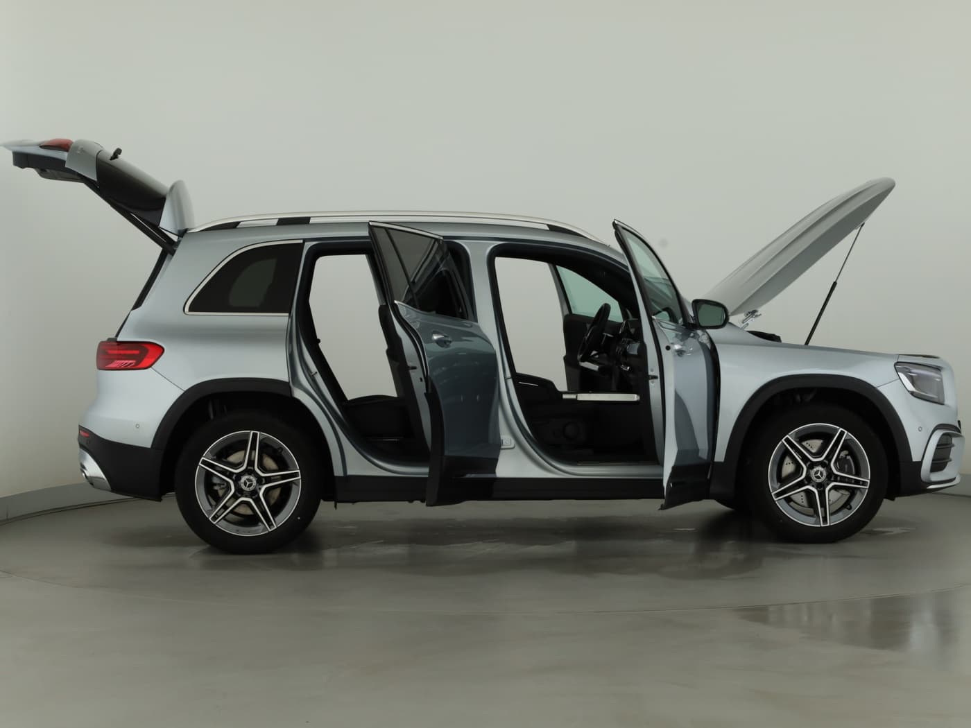 Mercedes-Benz GLB 220 d 4M Bild 8