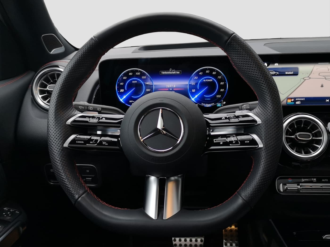 Mercedes-Benz EQB 300 4M Bild 10