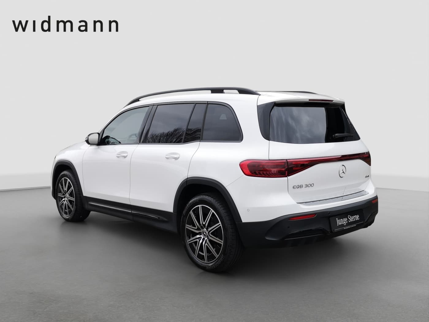 Mercedes-Benz EQB 300 4M Bild 8
