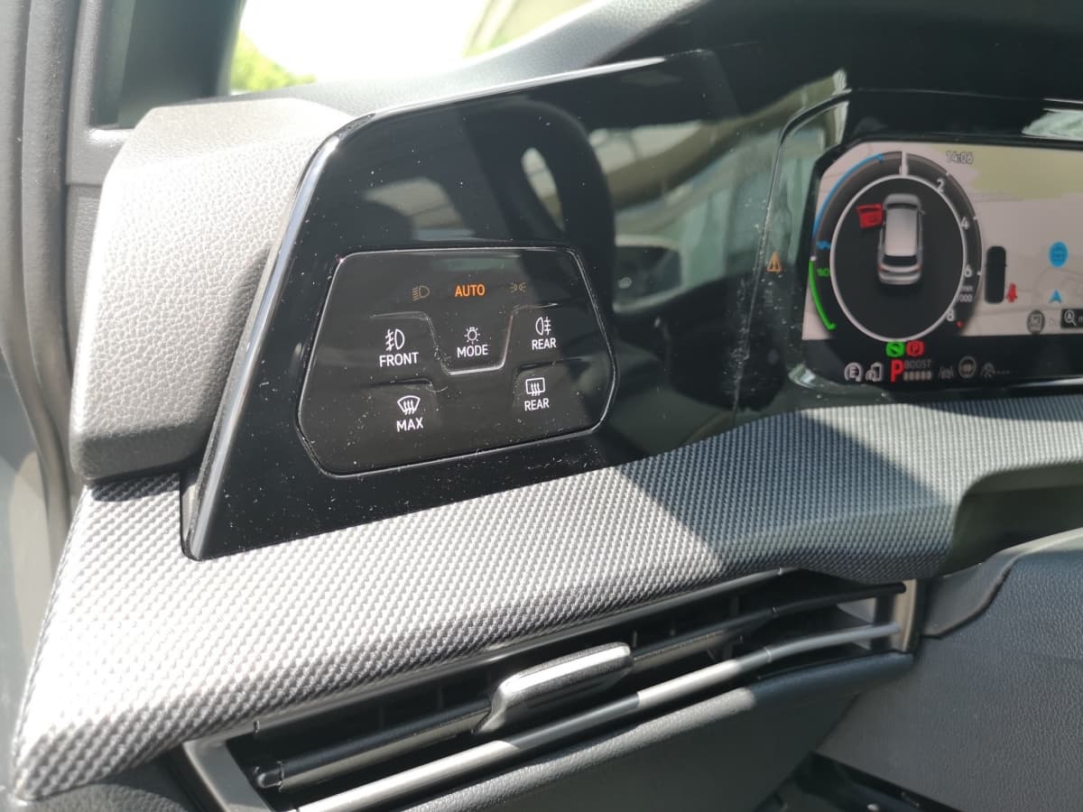 Volkswagen Golf GTE 1.5 l eHybrid OPF / 85 kW (116 PS) 6-Gang-Doppelkupplungsgetriebe DSG Bild 23