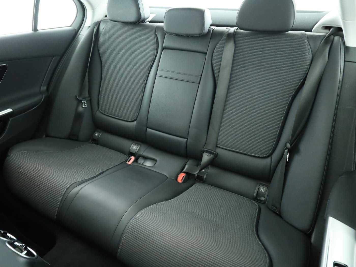 Mercedes-Benz C 220 d 4M Bild 18