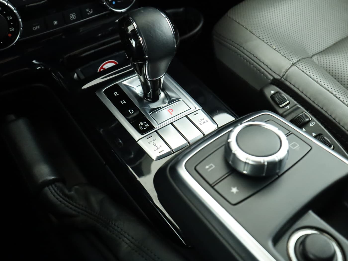 Mercedes-Benz G 500 Bild 15