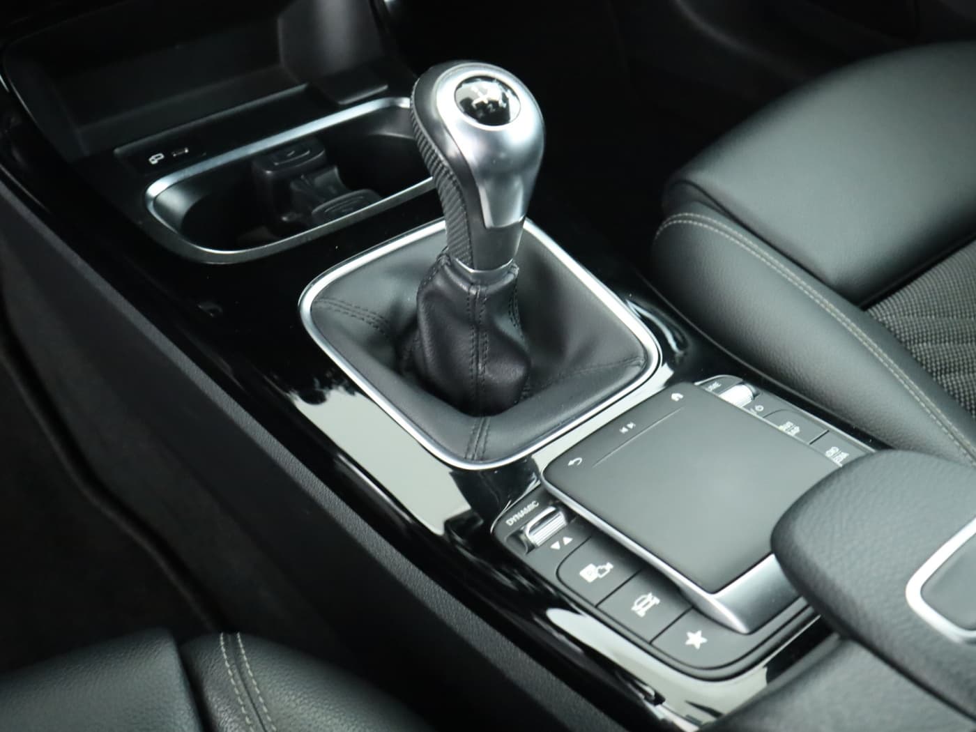 Mercedes-Benz A 180 d Bild 15