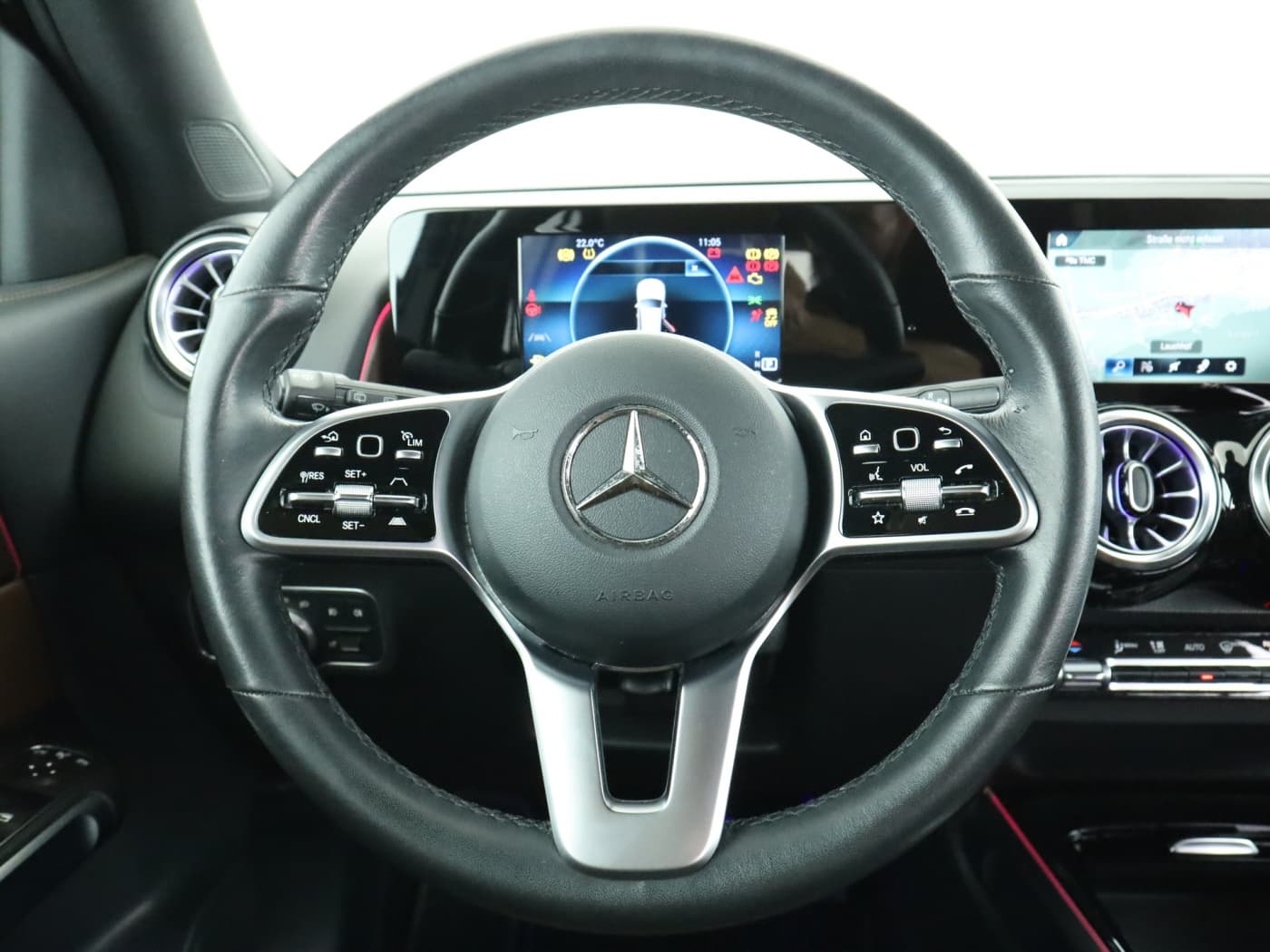 Mercedes-Benz GLB 220 d Bild 11