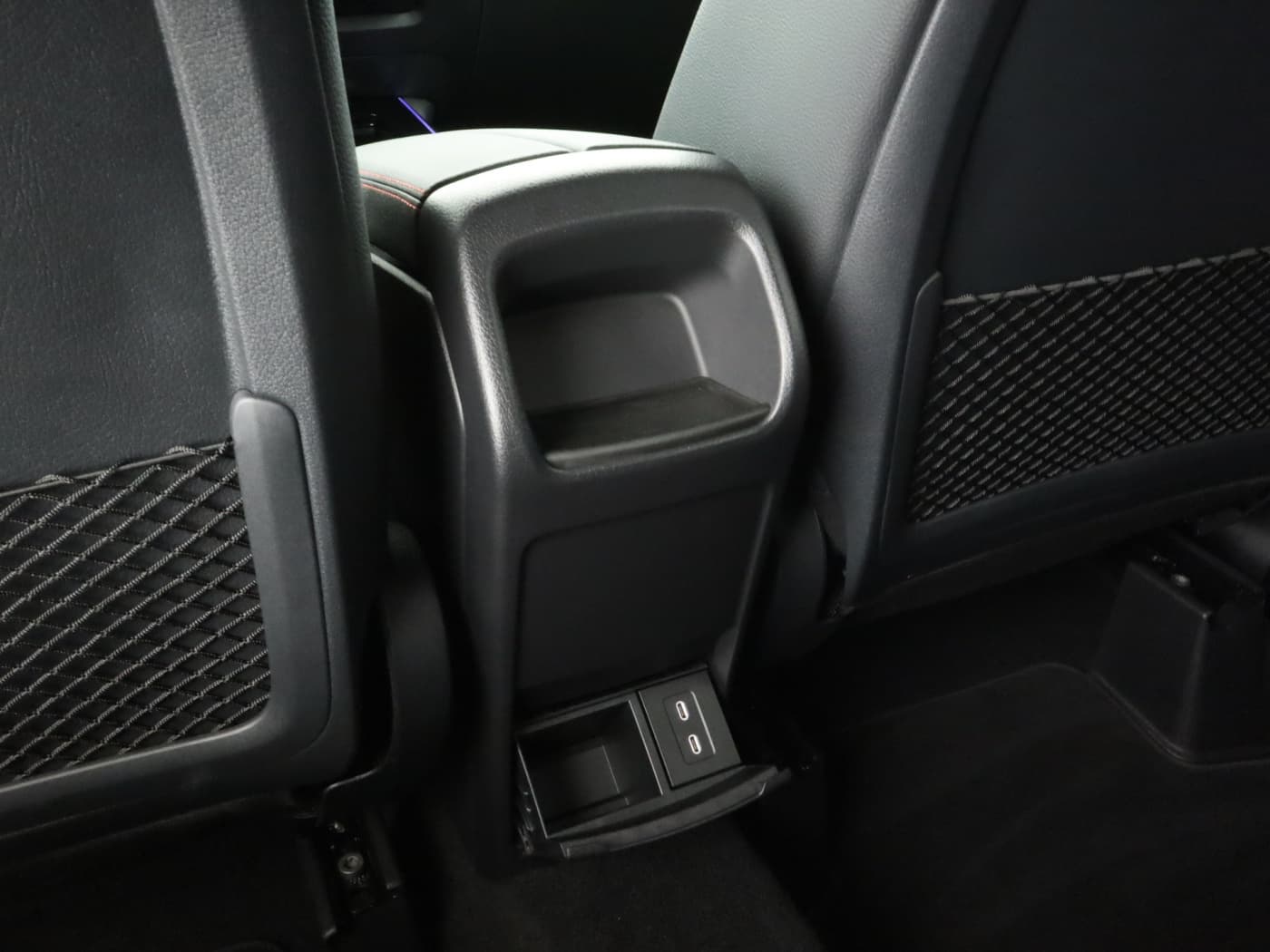 Mercedes-Benz GLA 220 d 4M Bild 25