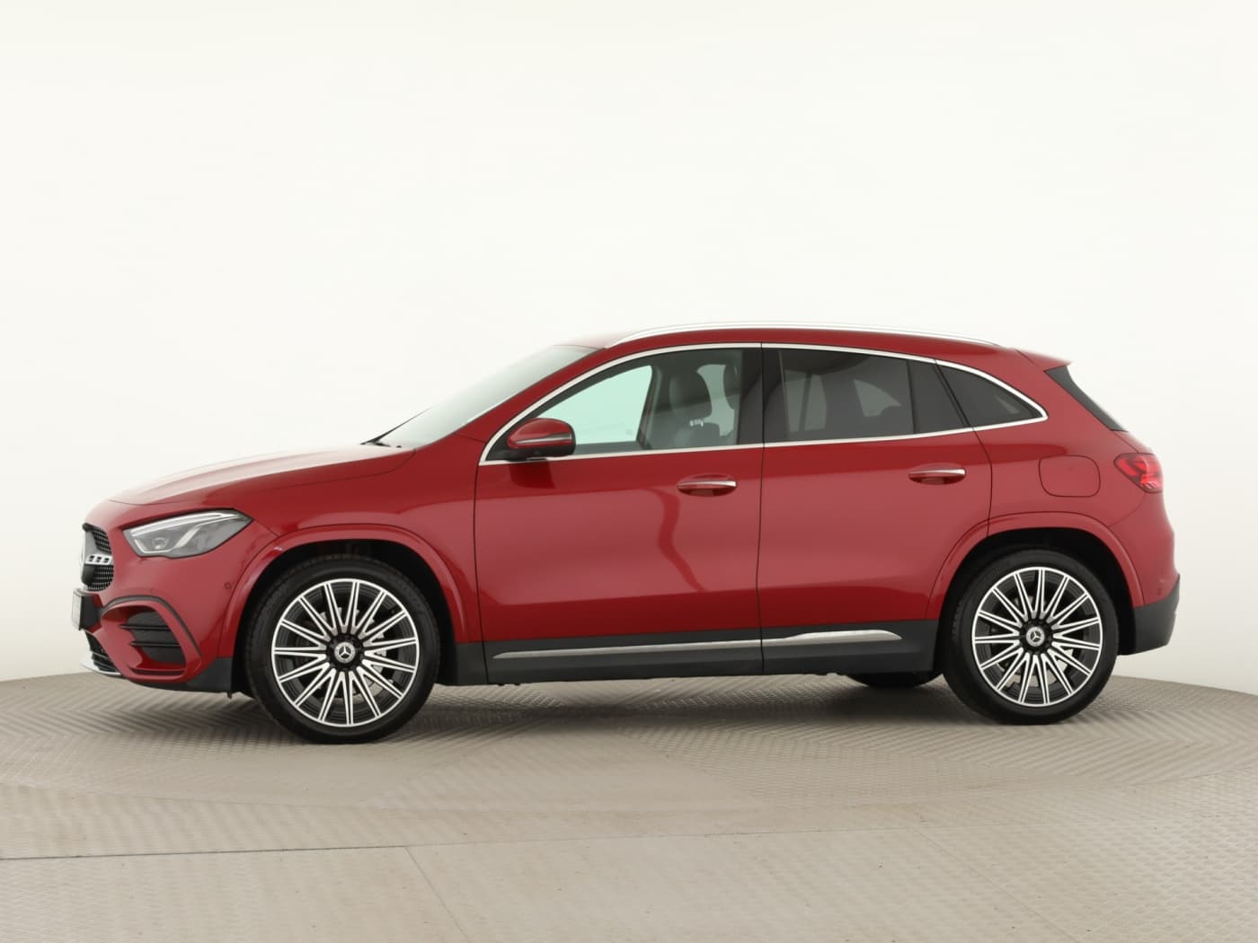Mercedes-Benz GLA 220 d 4M Bild 7