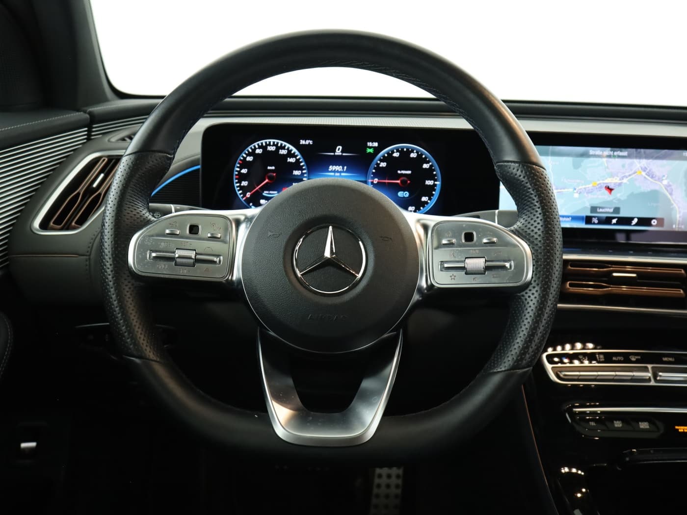 Mercedes-Benz EQC 400 4M Bild 11