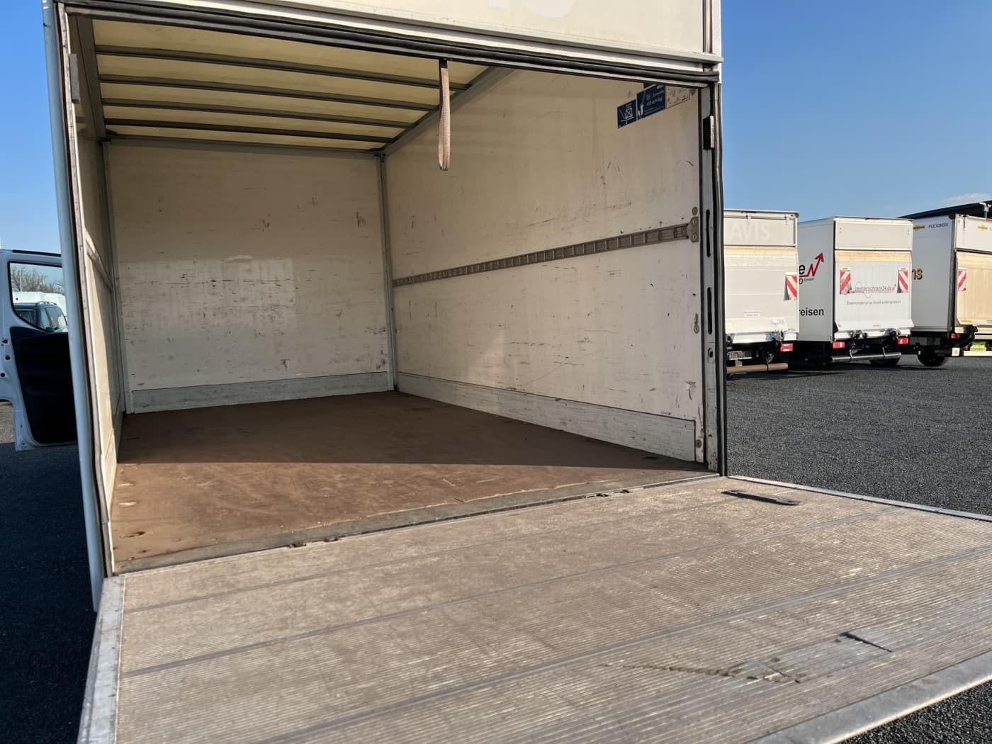 IVECO Daily Koffer LBW Bild 18