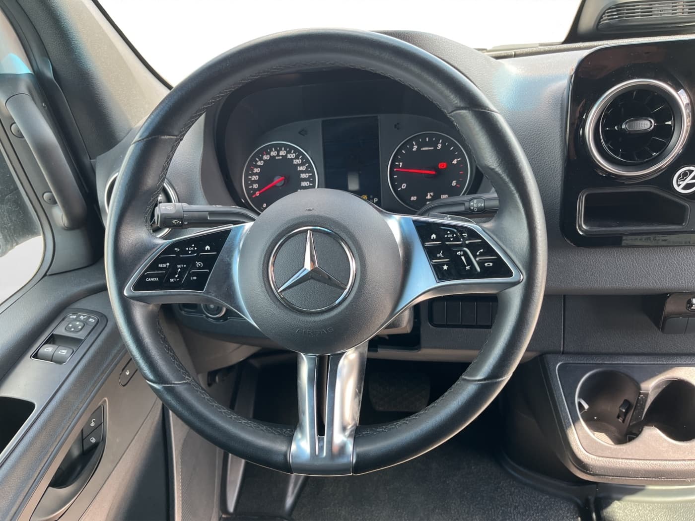 Mercedes-Benz Sprinter 317 CDI Kasten L2 Bild 10