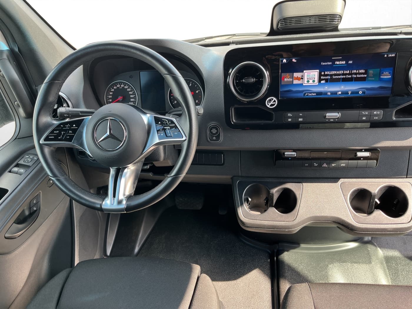 Mercedes-Benz Sprinter 317 CDI Kasten L2 Bild 9