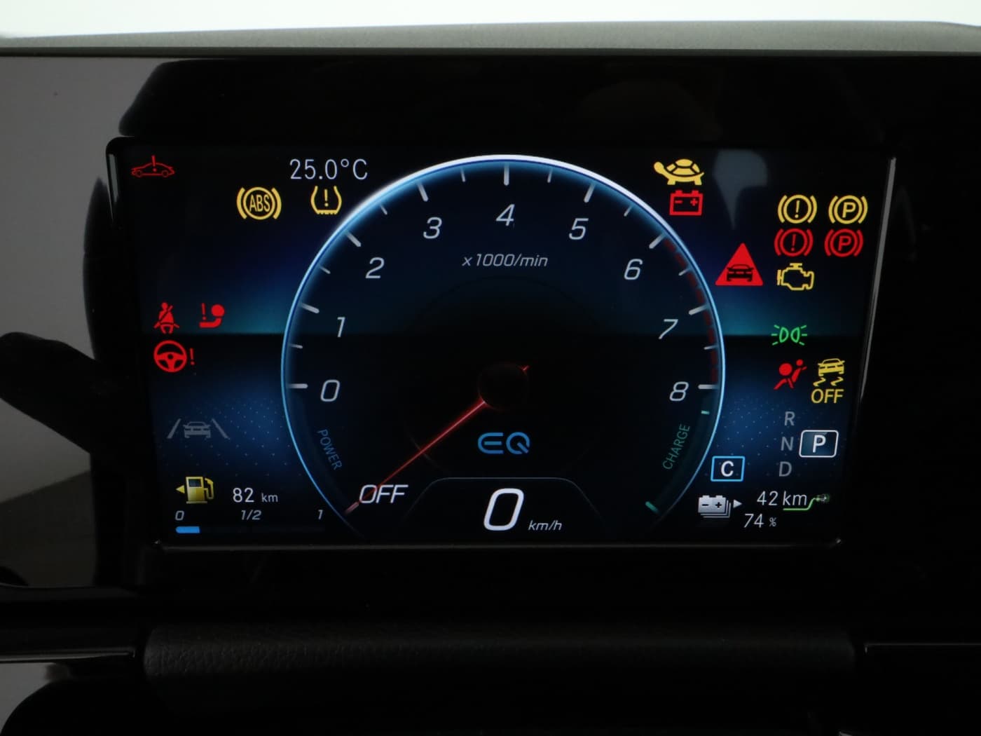 Mercedes-Benz GLA 250 e Bild 12