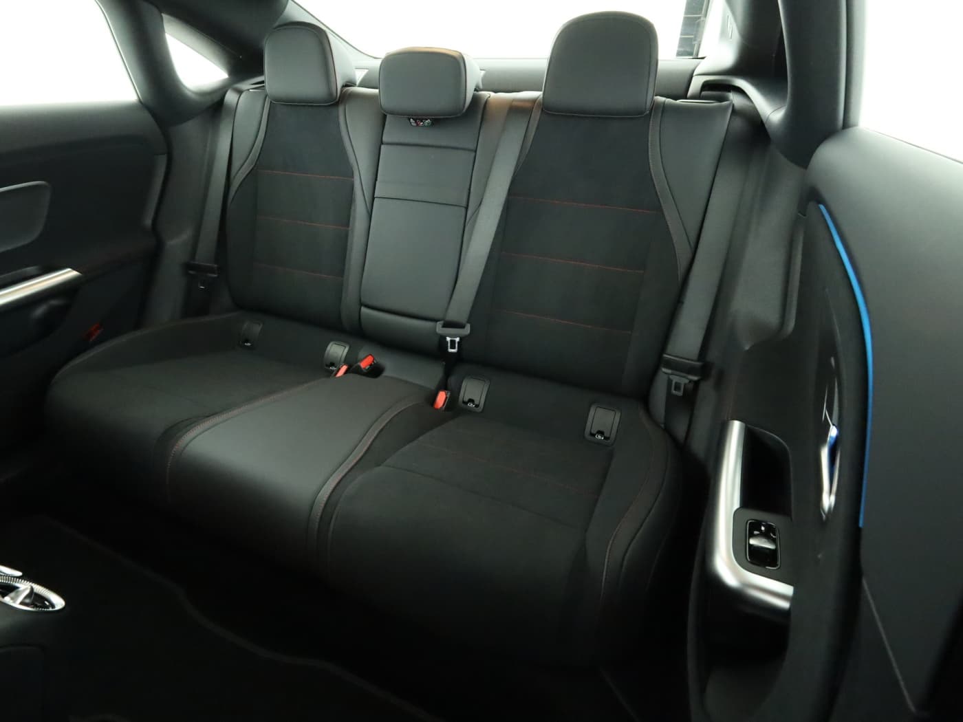 Mercedes-Benz CLA 250+ mit EQ Technologie Bild 18