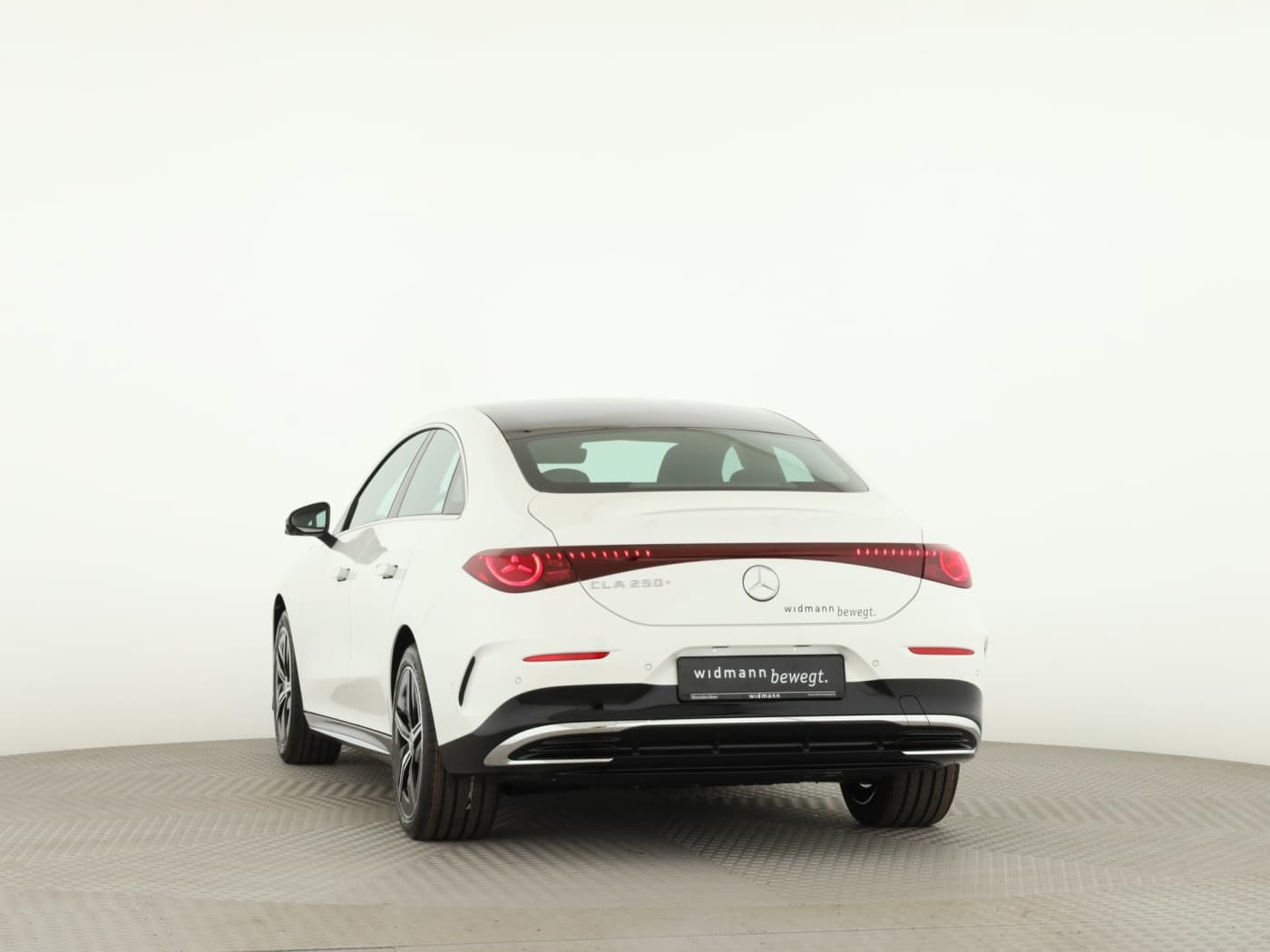Mercedes-Benz CLA 250+ mit EQ Technologie Bild 4