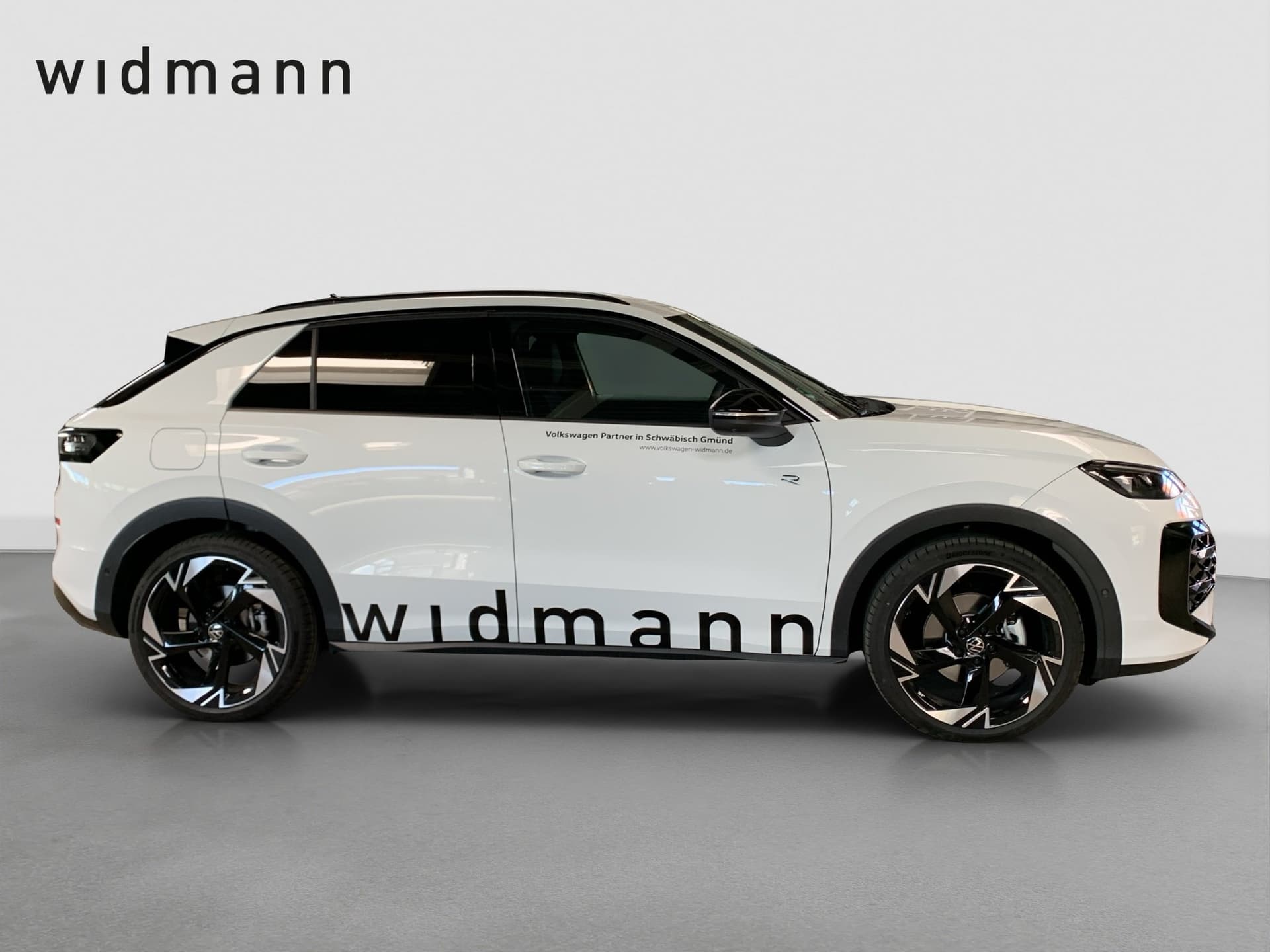 Volkswagen T-Roc R-Line 1.5 l eTSI OPF DSG R-Line Bild 6