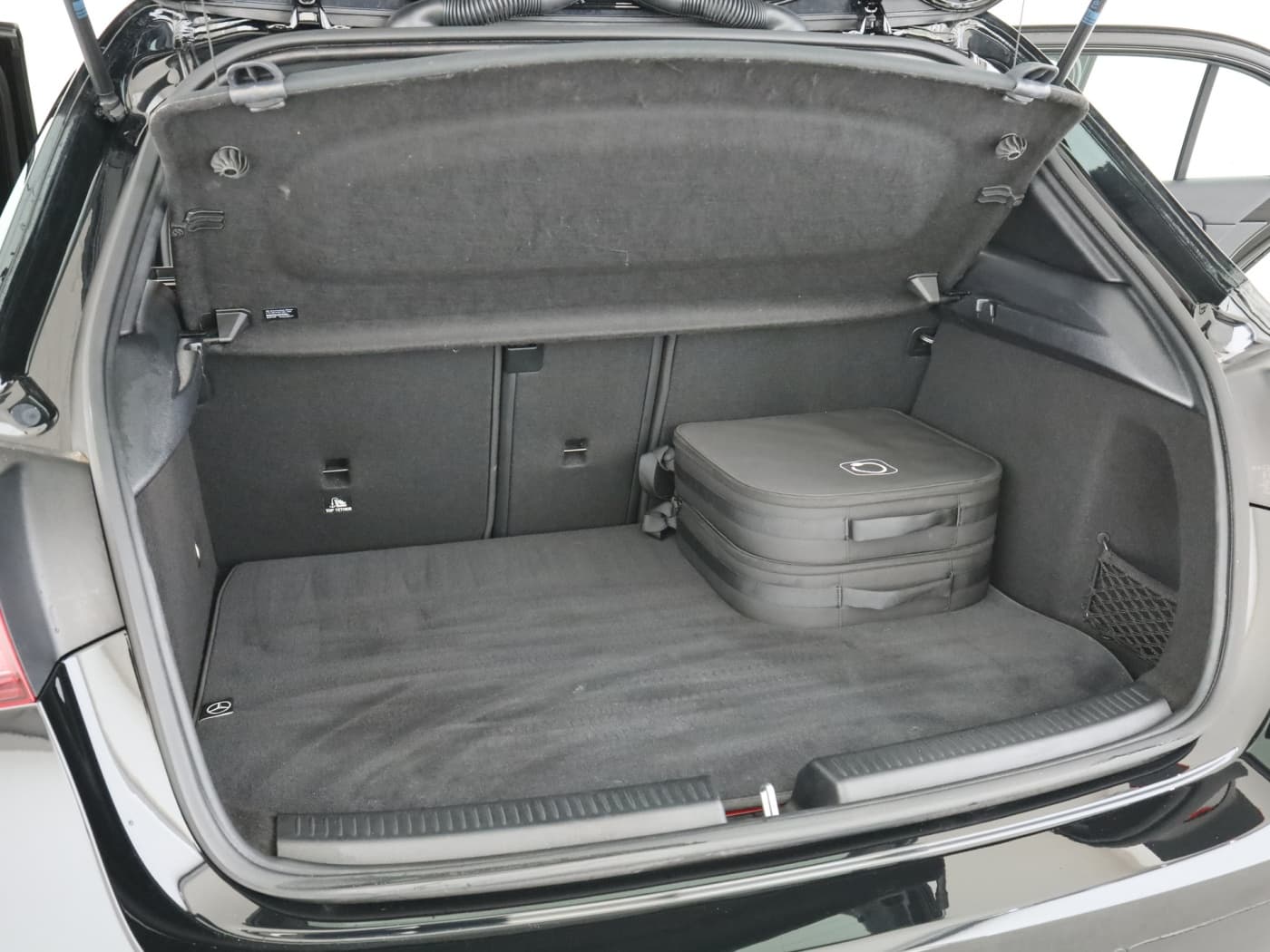 Mercedes-Benz A 250 e Bild 22