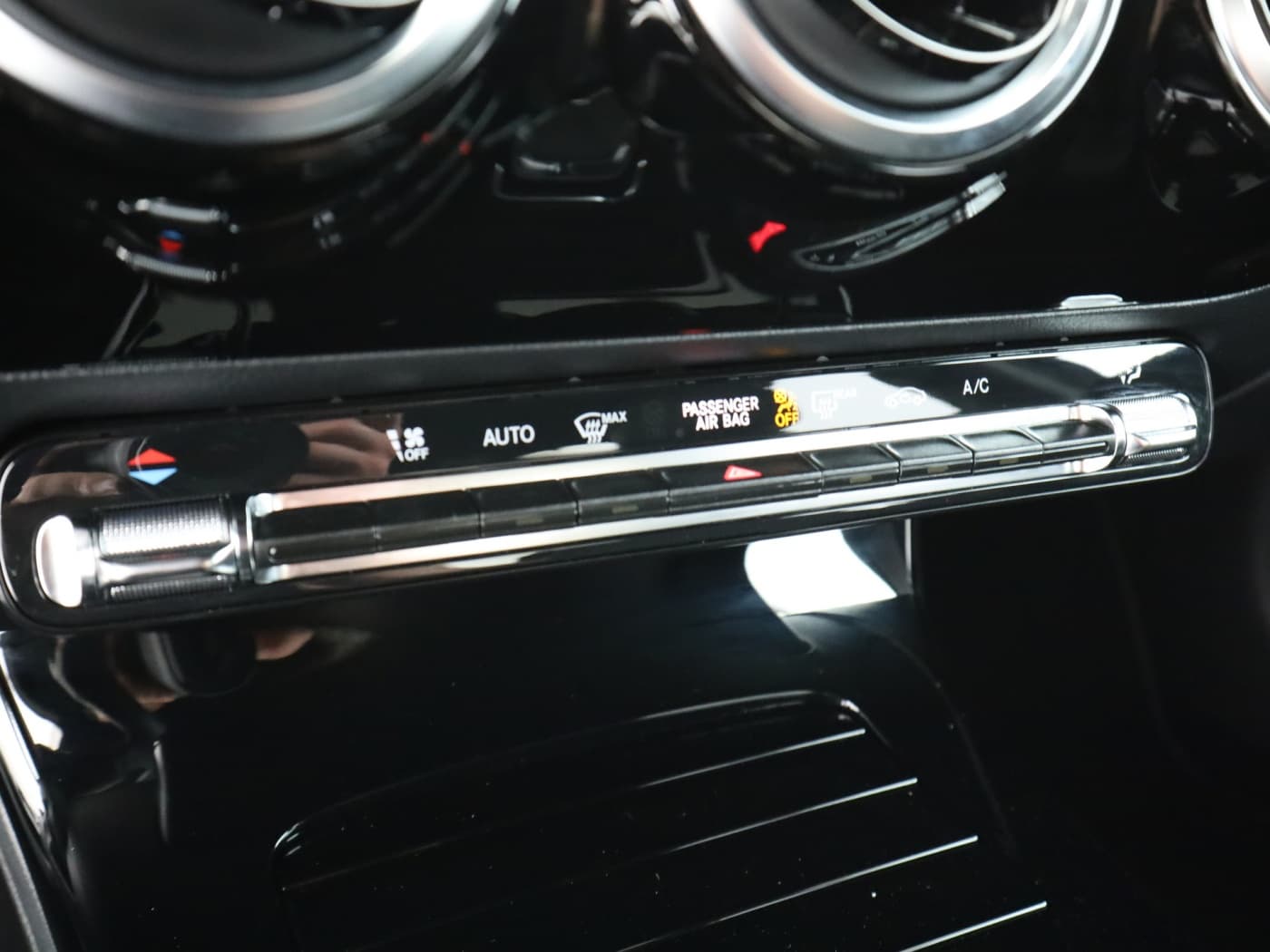 Mercedes-Benz A 180 Lim Bild 14
