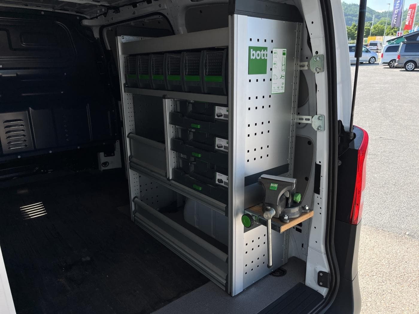 Mercedes-Benz Vito 110 CDI Kasten WERKSTATTEINRICHTUNG Bott Bild 20