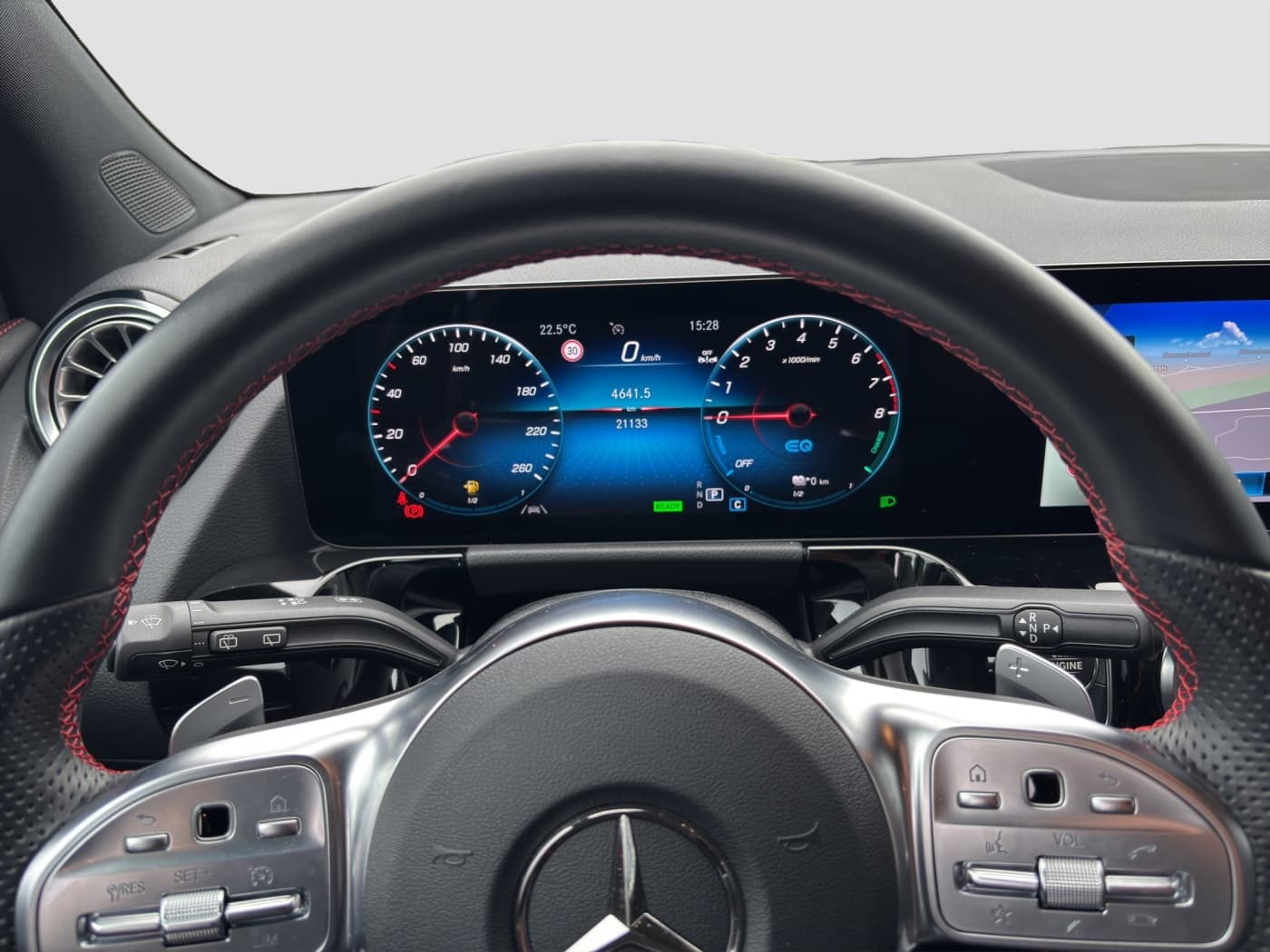Mercedes-Benz GLA 250 e Bild 11