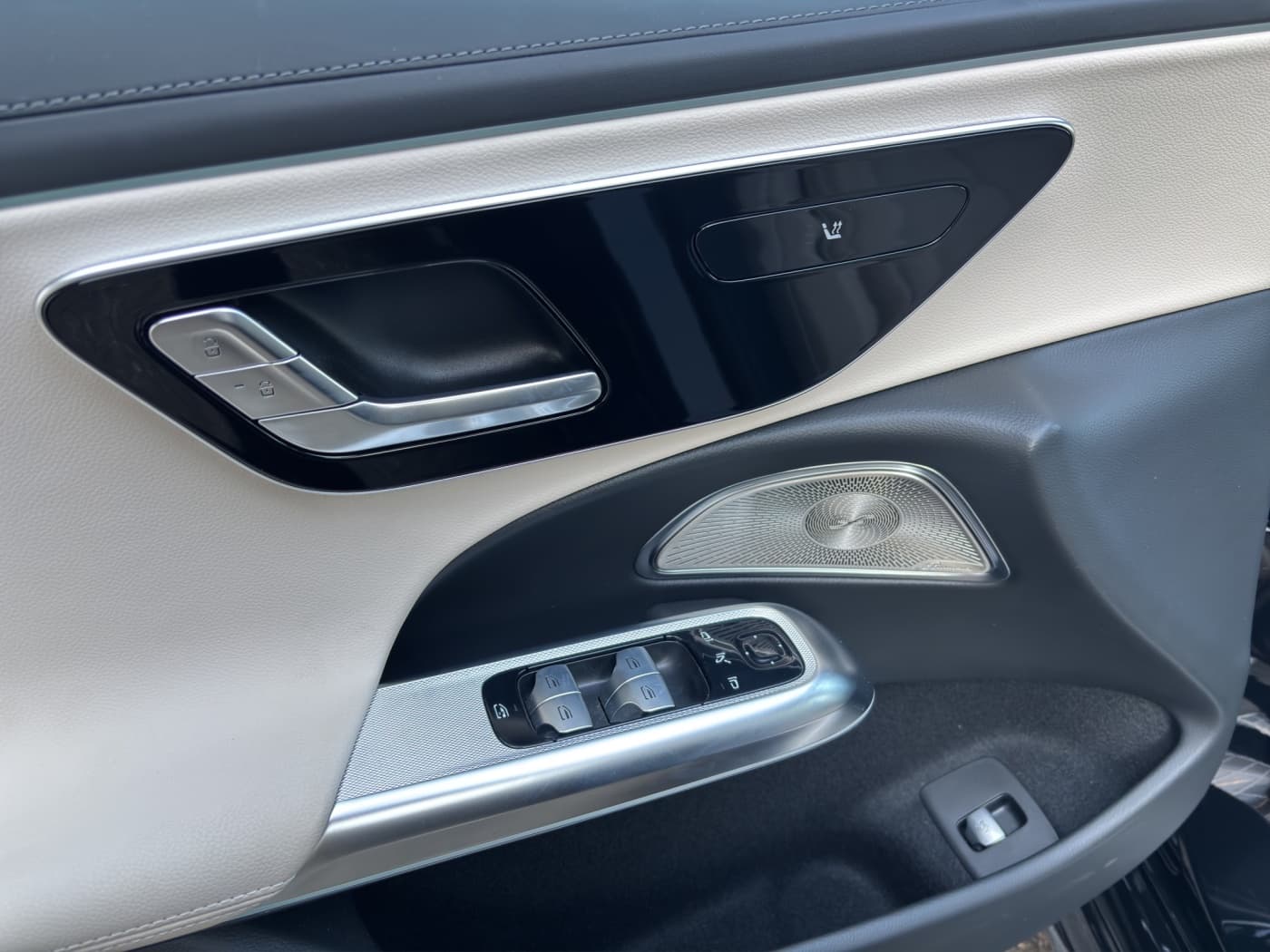 Mercedes-Benz E 200 Bild 17